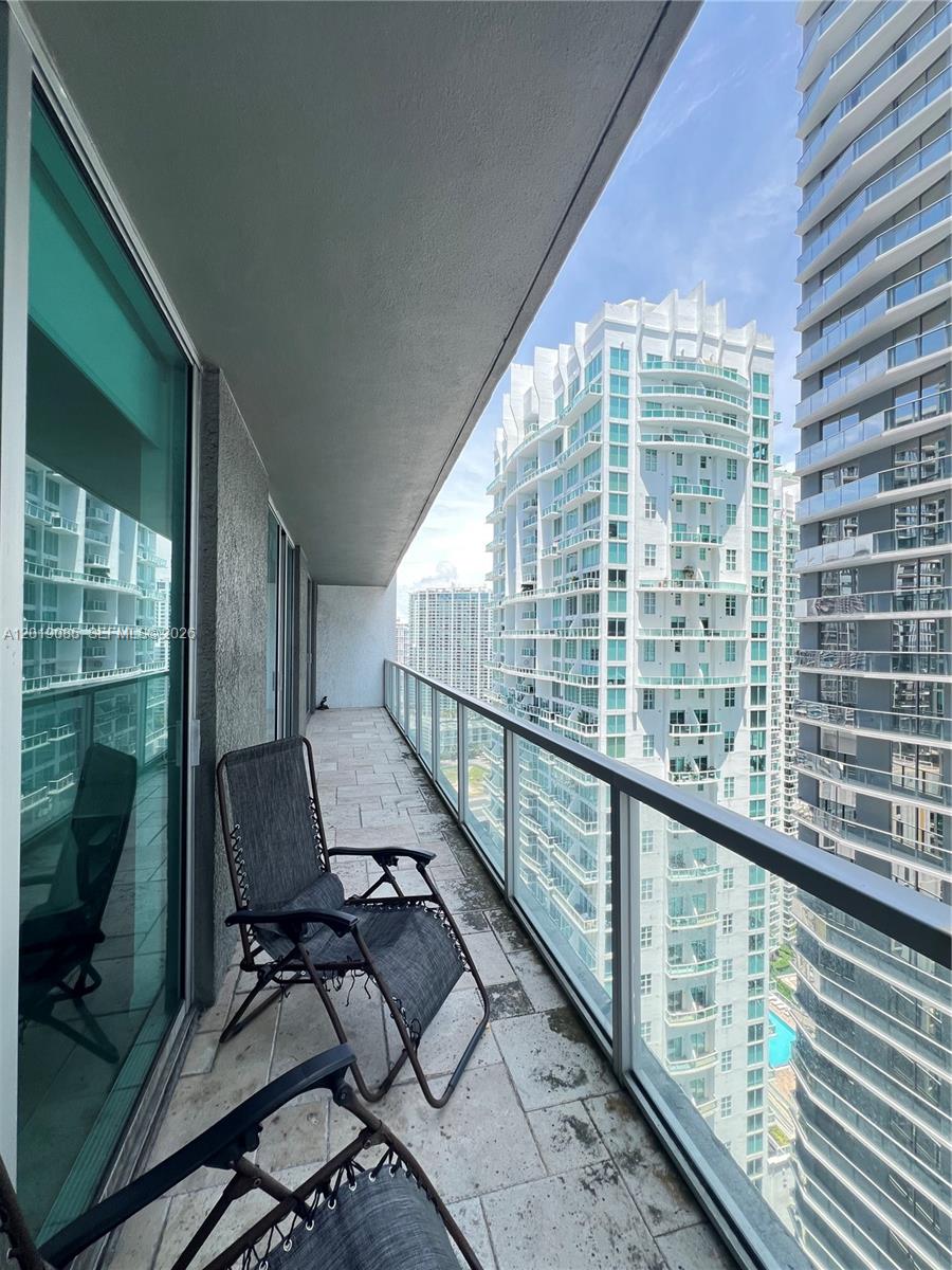 500 BRICKELL WEST CONDO - Residential
