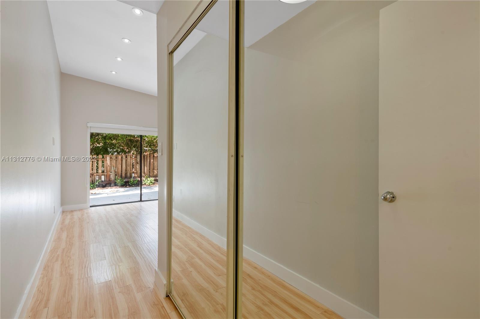 VILLAS ON THE GREEN - Residential Lease