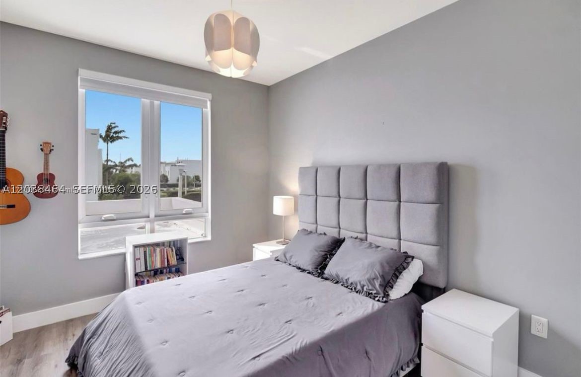 LANDMARK AT DORAL - Residential Lease