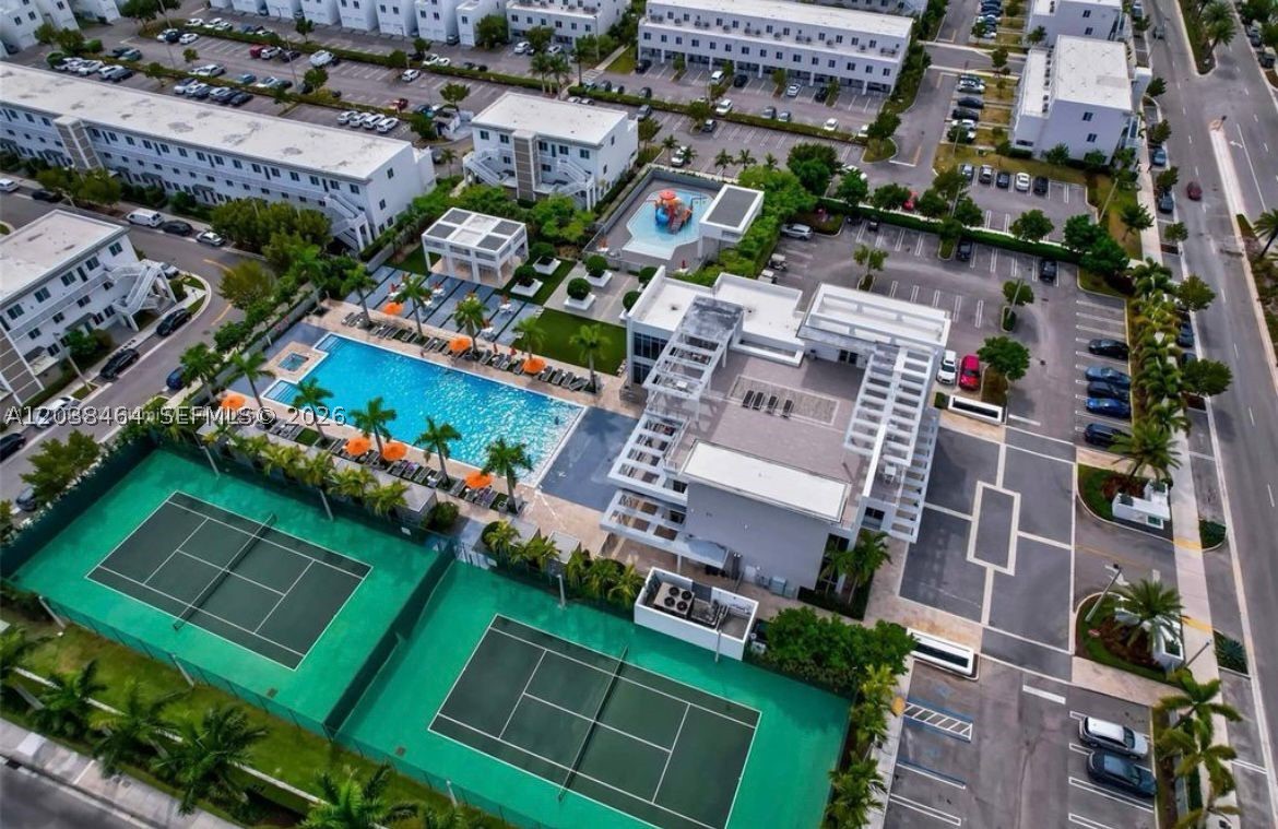 LANDMARK AT DORAL - Residential Lease