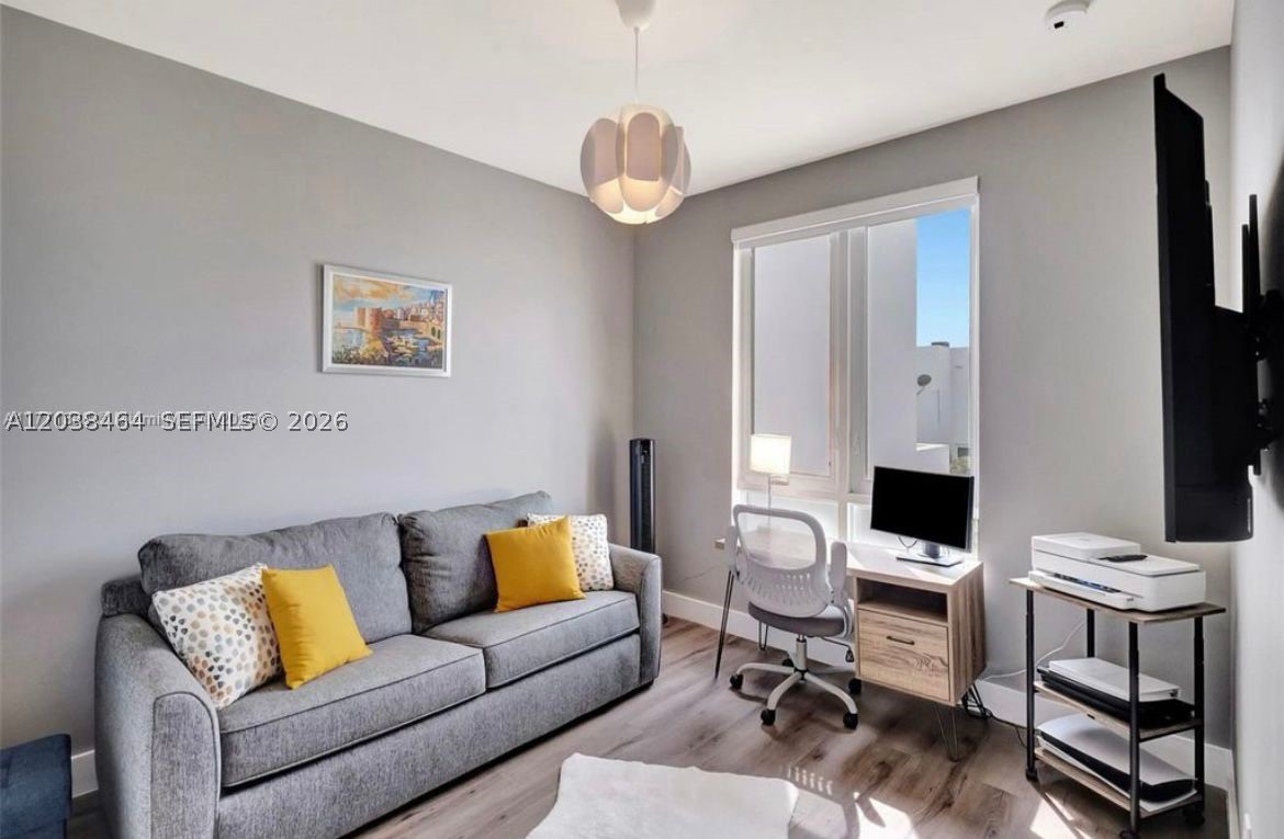 LANDMARK AT DORAL - Residential Lease