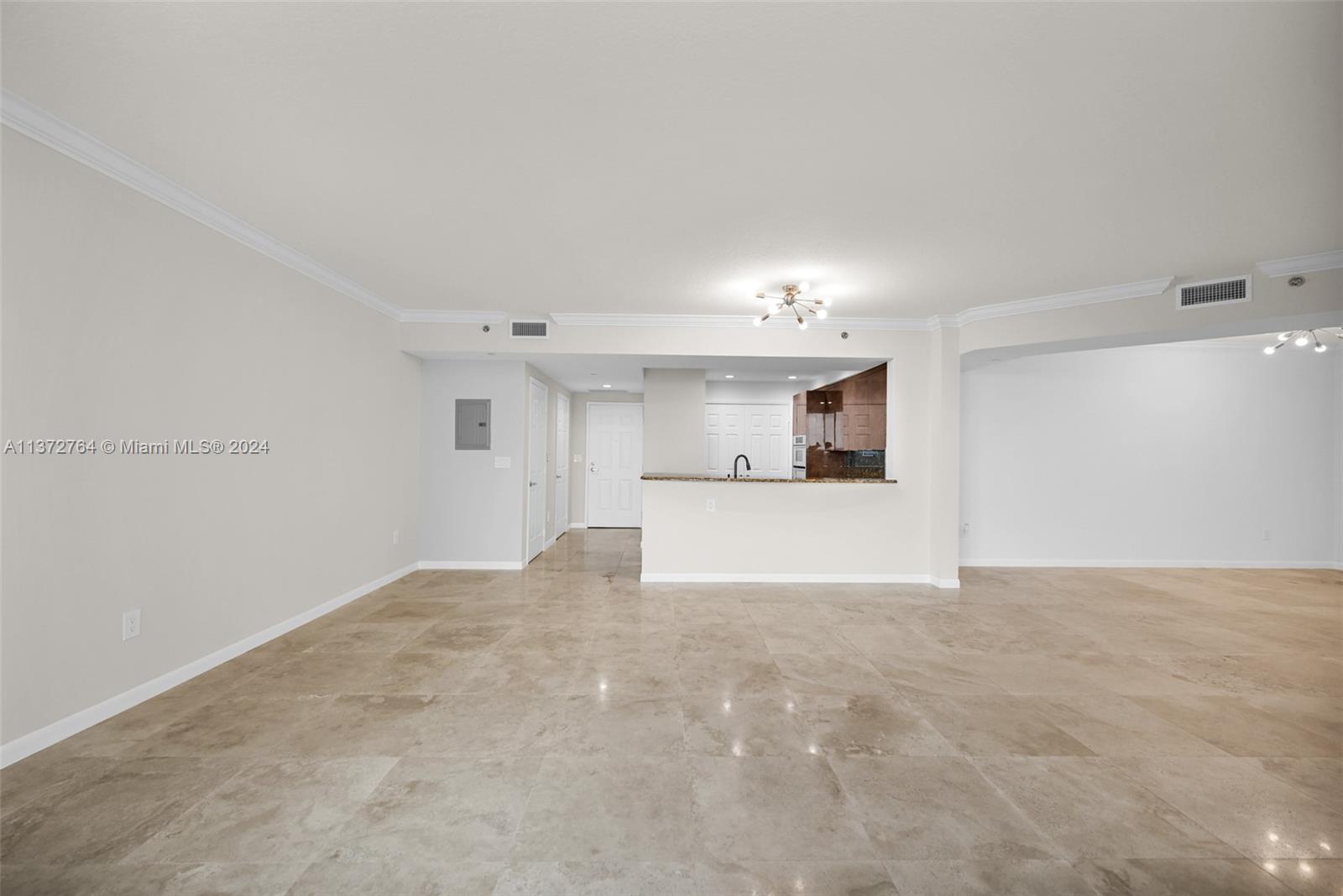 THE PORT RESIDENCES - Residential