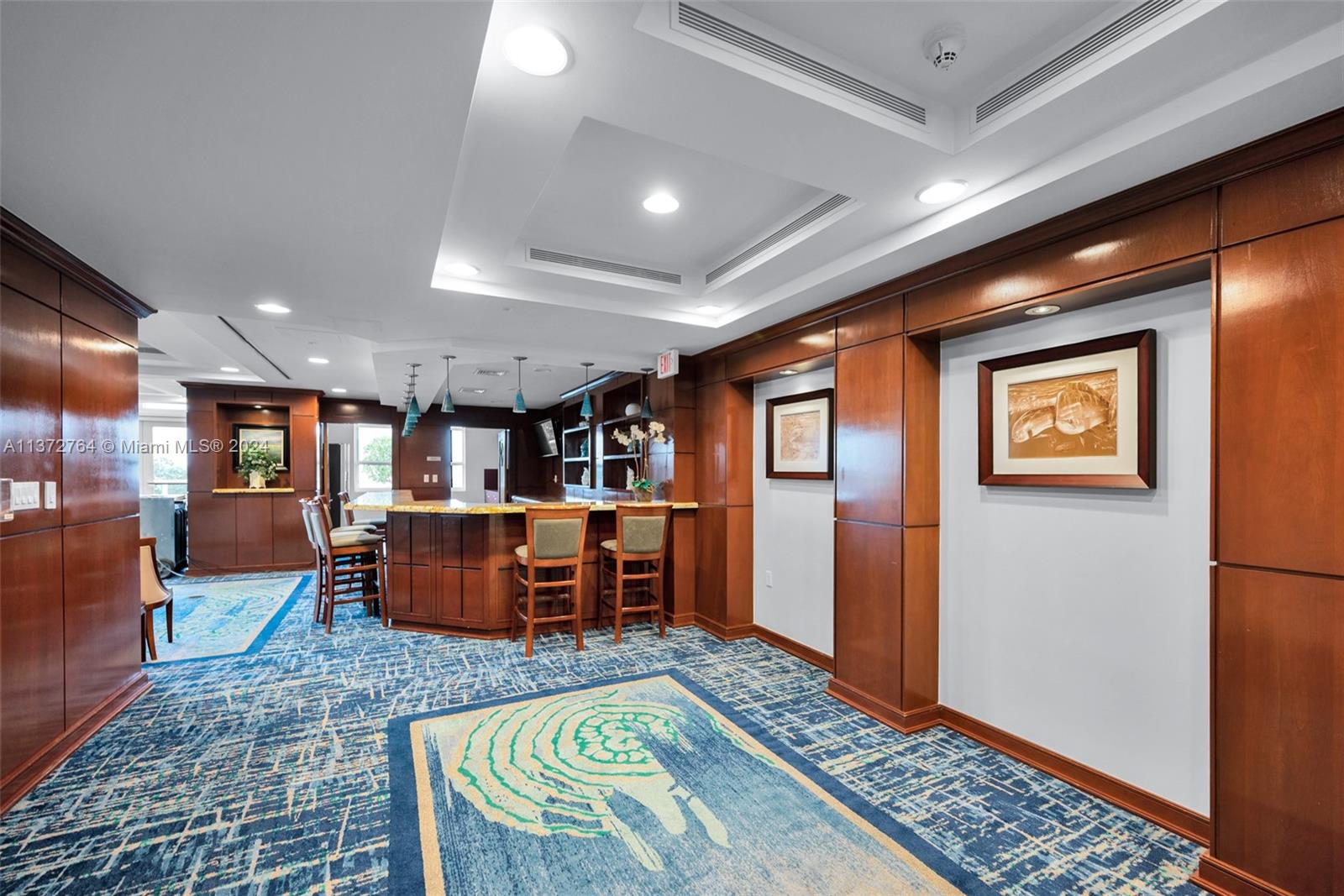 THE PORT RESIDENCES - Residential