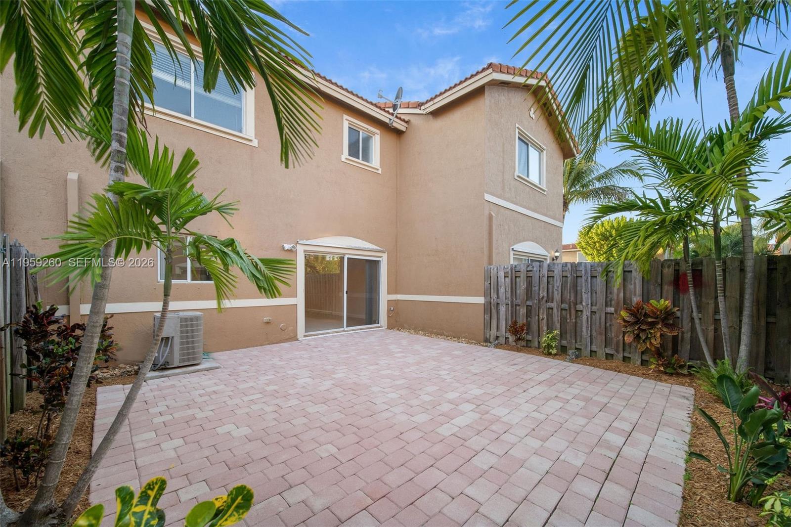 SANTA BARBARA - Residential