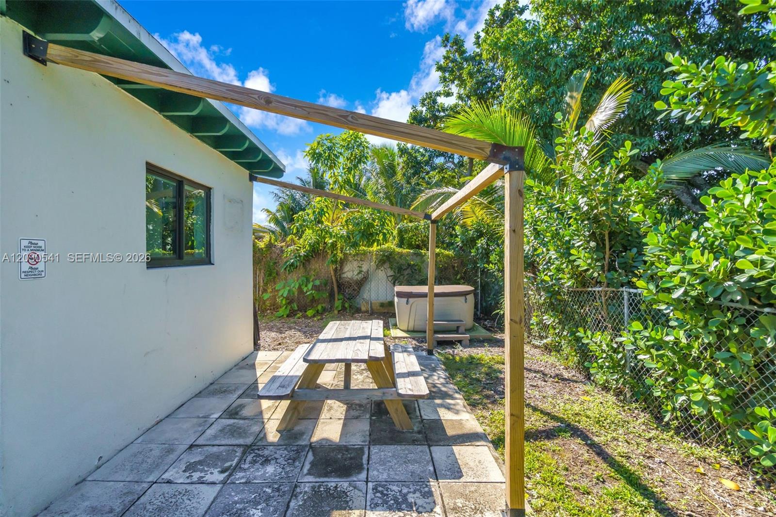 BAYVIEW ACRES - Residential