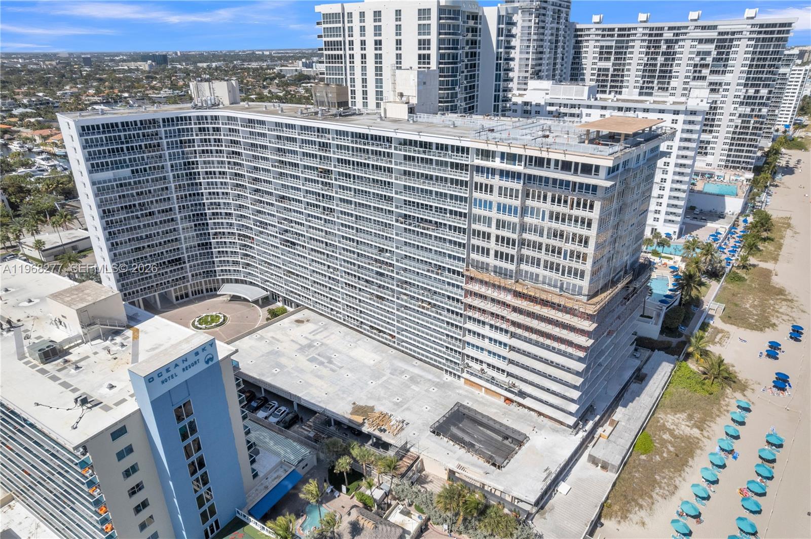 GALLEON CONDO - Residential