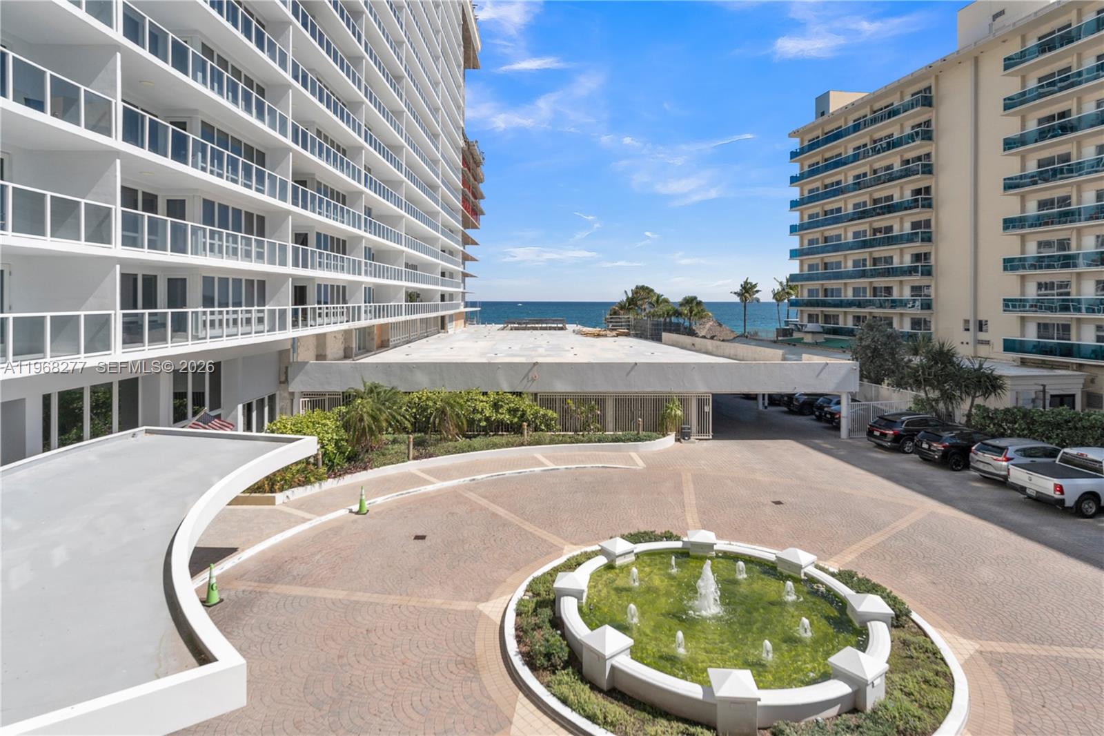GALLEON CONDO - Residential