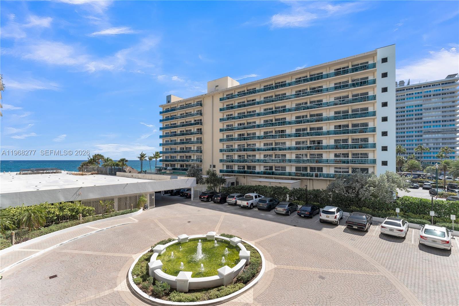 GALLEON CONDO - Residential