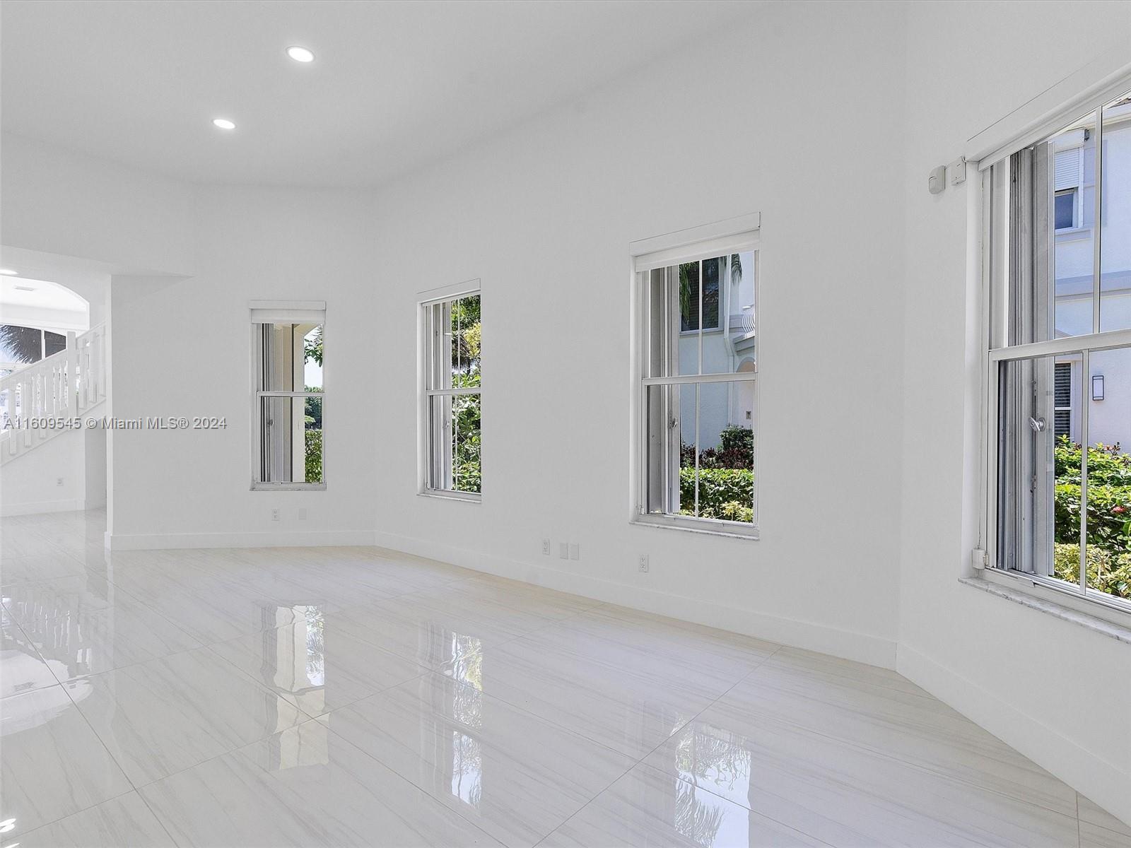 THE COURTYARDS AT THE POI - Residential