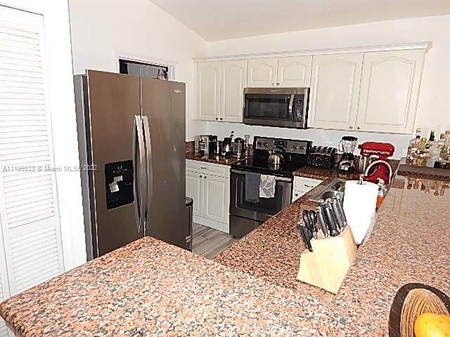 BRIGHTONS MEADOW LANDINGS - Residential