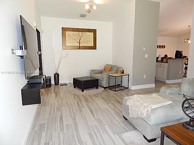 BRIGHTONS MEADOW LANDINGS - Residential