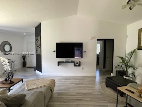 BRIGHTONS MEADOW LANDINGS - Residential
