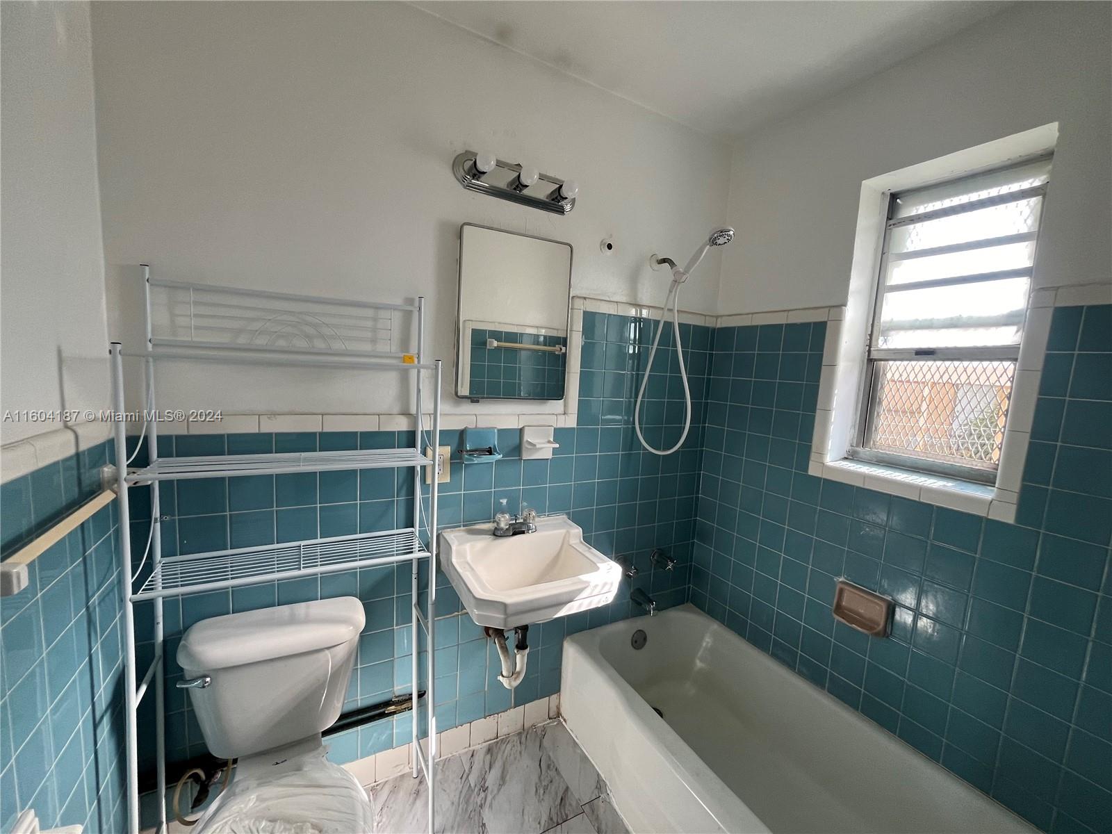 MAGNOLIA SUB - Residential Lease