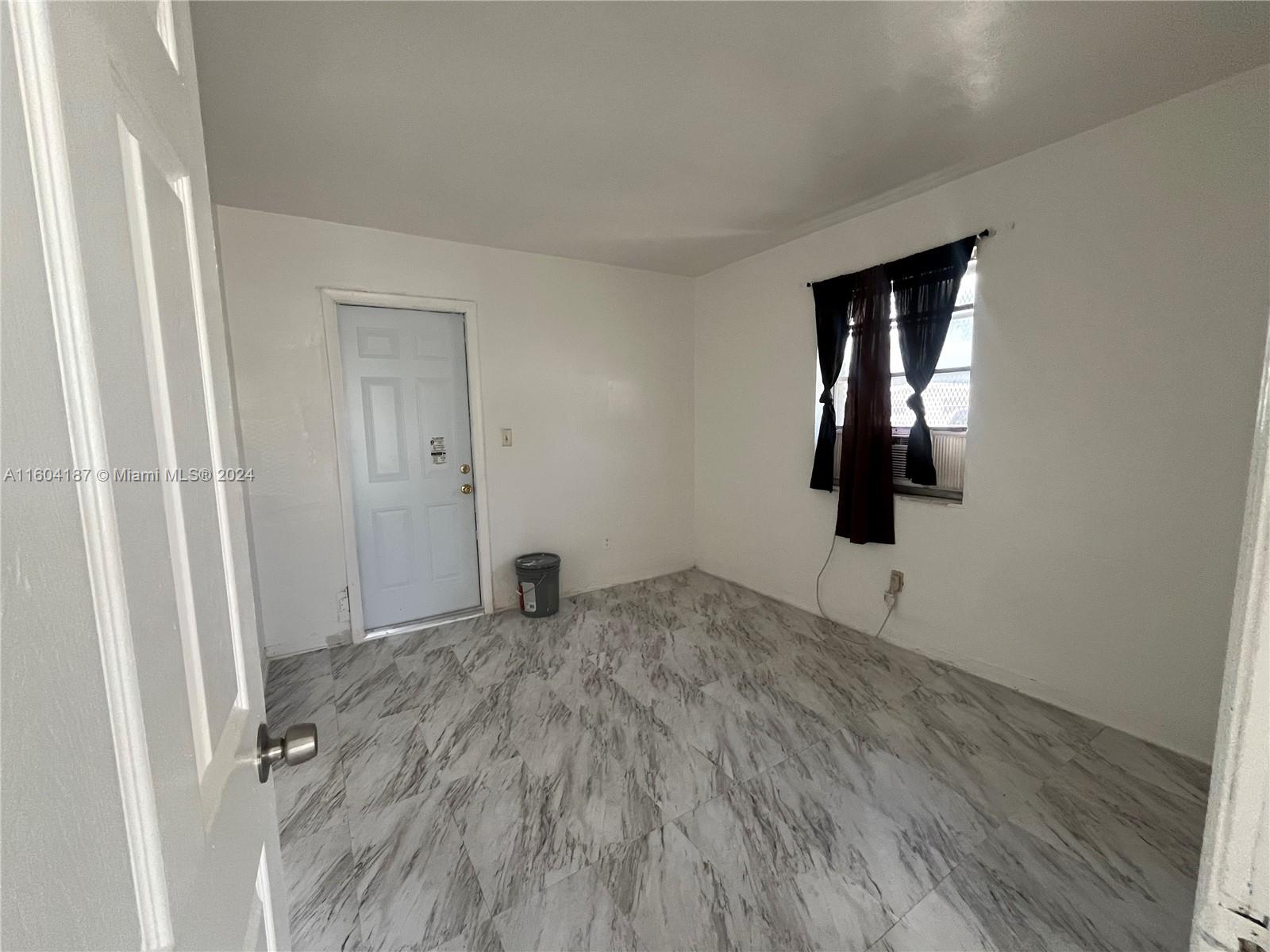 MAGNOLIA SUB - Residential Lease
