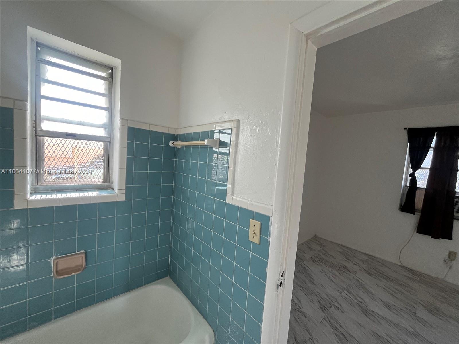 MAGNOLIA SUB - Residential Lease