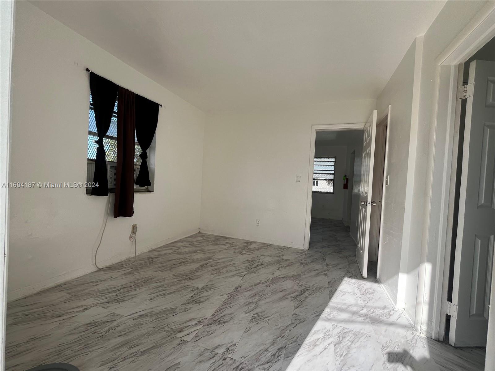 MAGNOLIA SUB - Residential Lease