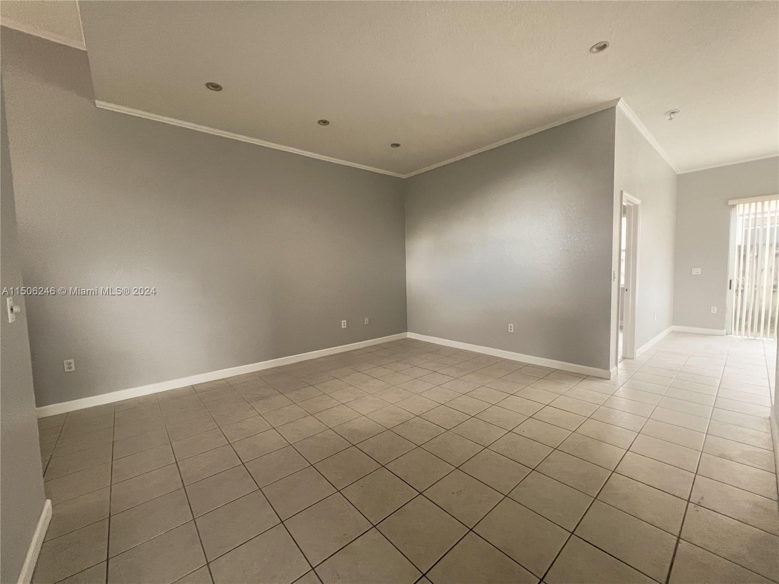 LAKES BY THE BAY SEC 8 - Residential Lease