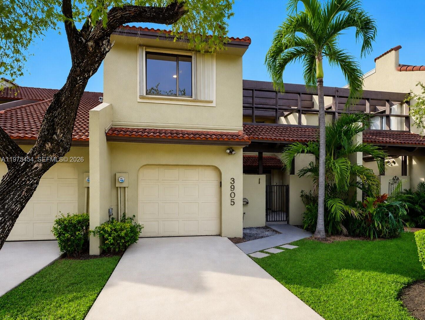 COSTA DEL SOL CONDO J - Residential