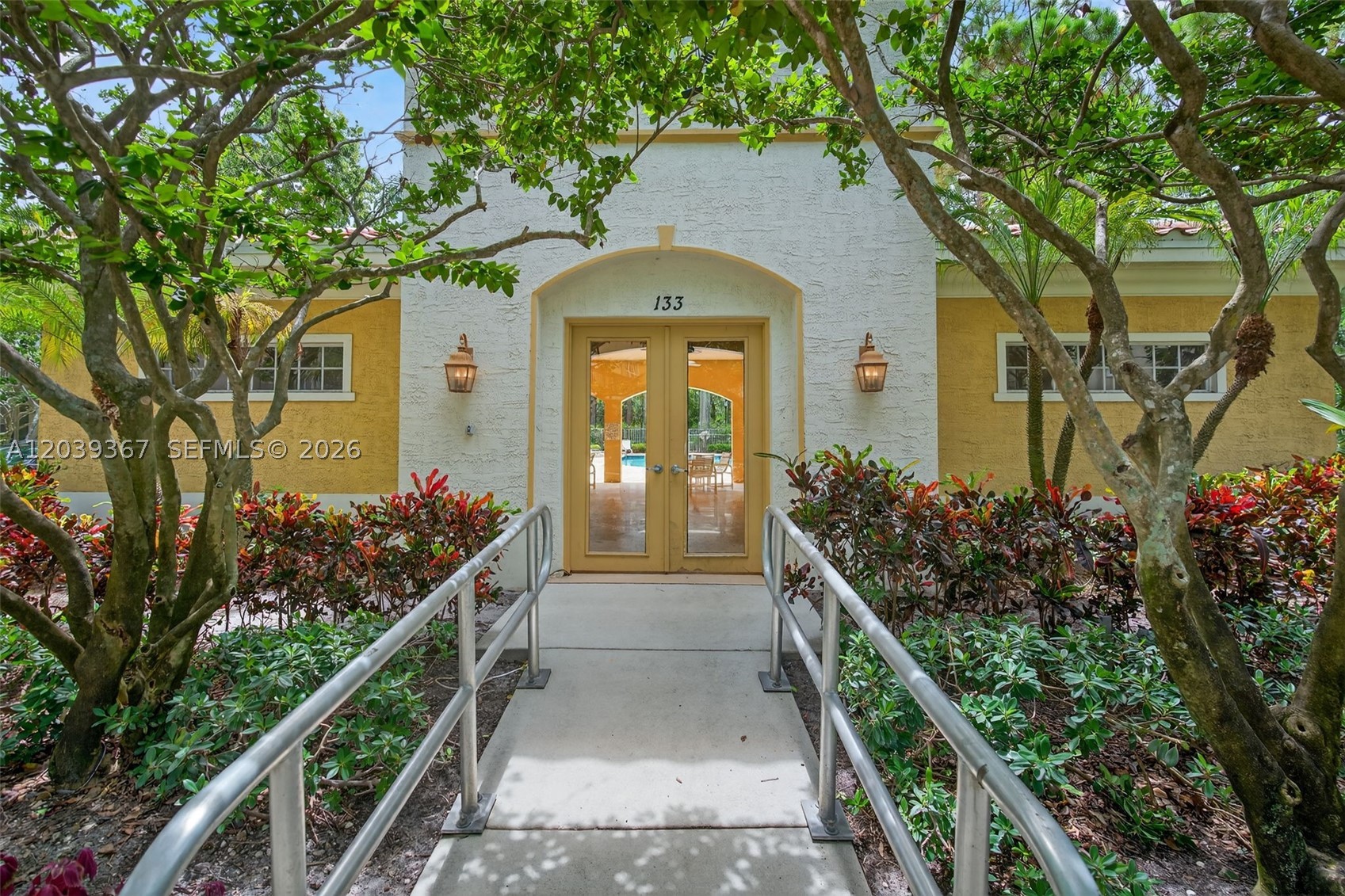 OSCEOLA WOODS - Residential