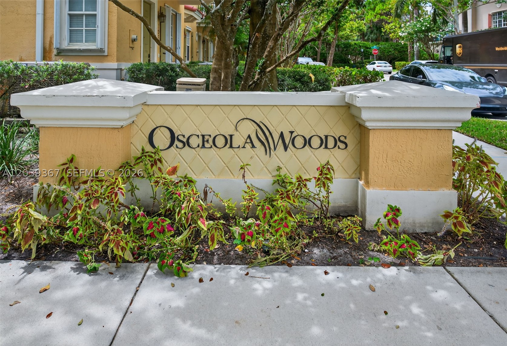 OSCEOLA WOODS - Residential