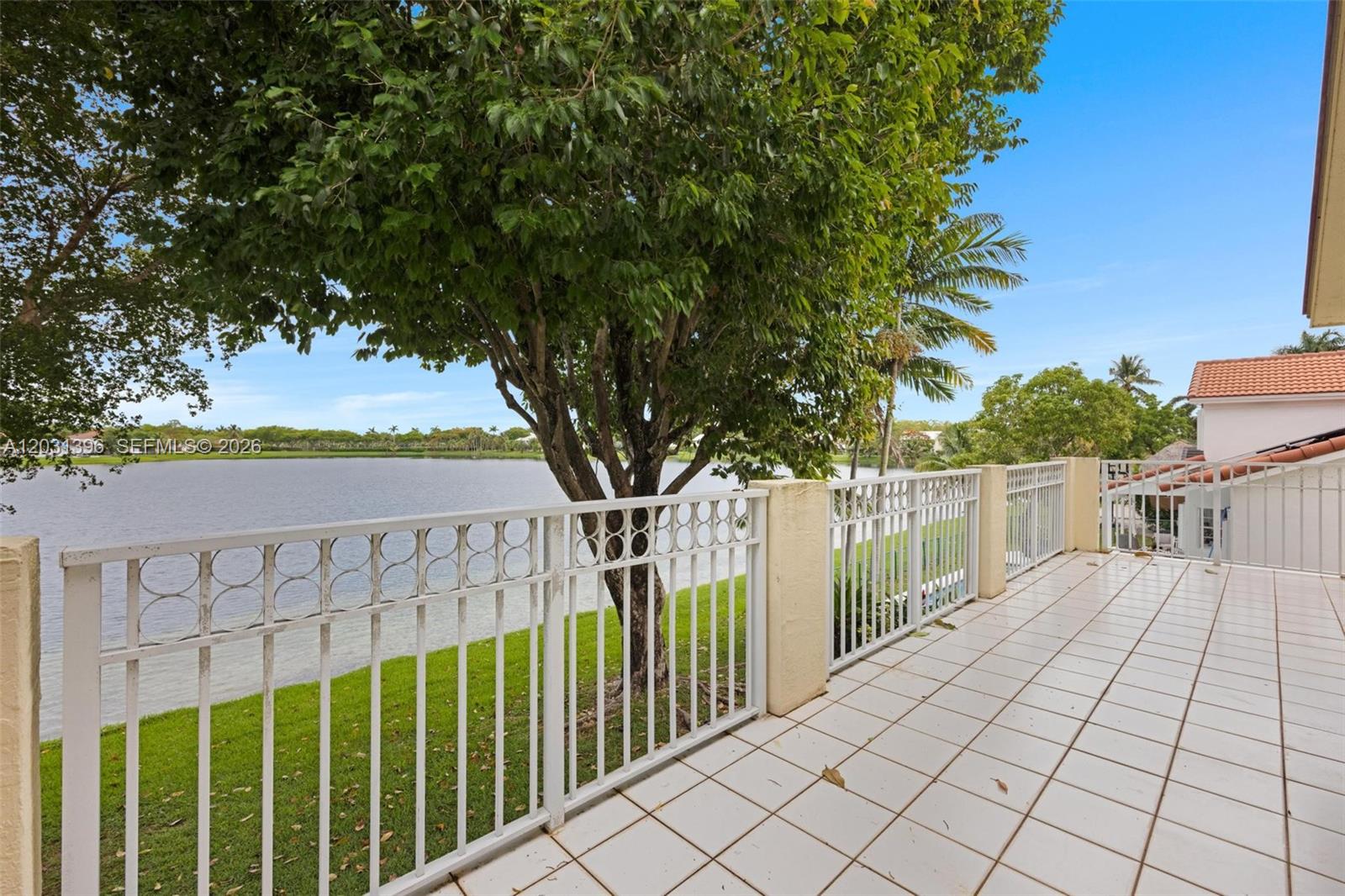 LAKES BY THE BAY SEC 10 - Residential