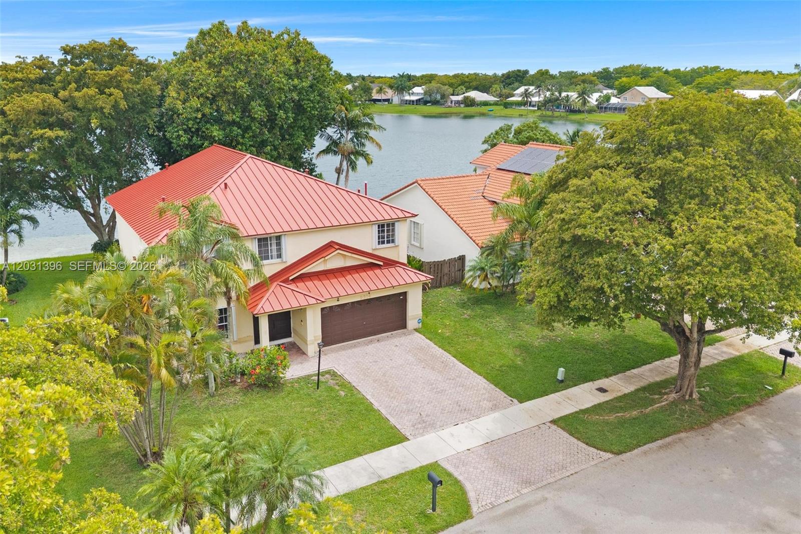 LAKES BY THE BAY SEC 10 - Residential