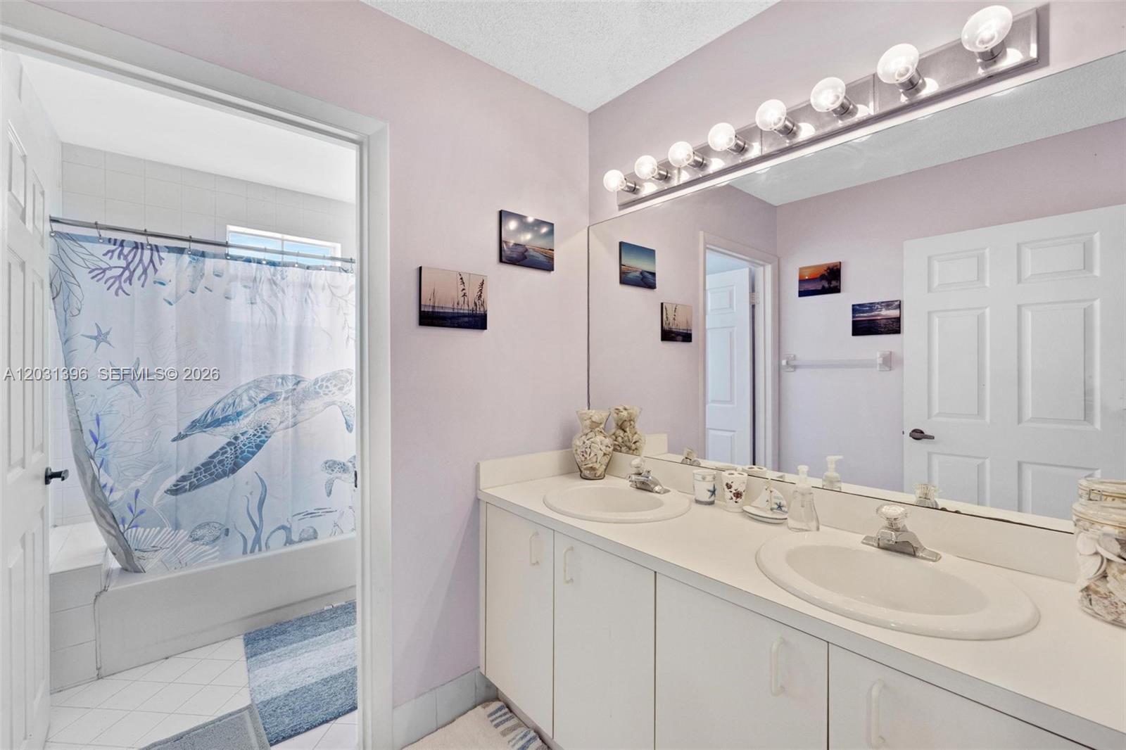 LAKES BY THE BAY SEC 10 - Residential