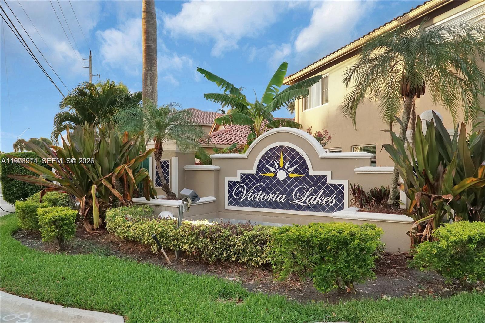 LAKES AT PEMBROKE - Residential