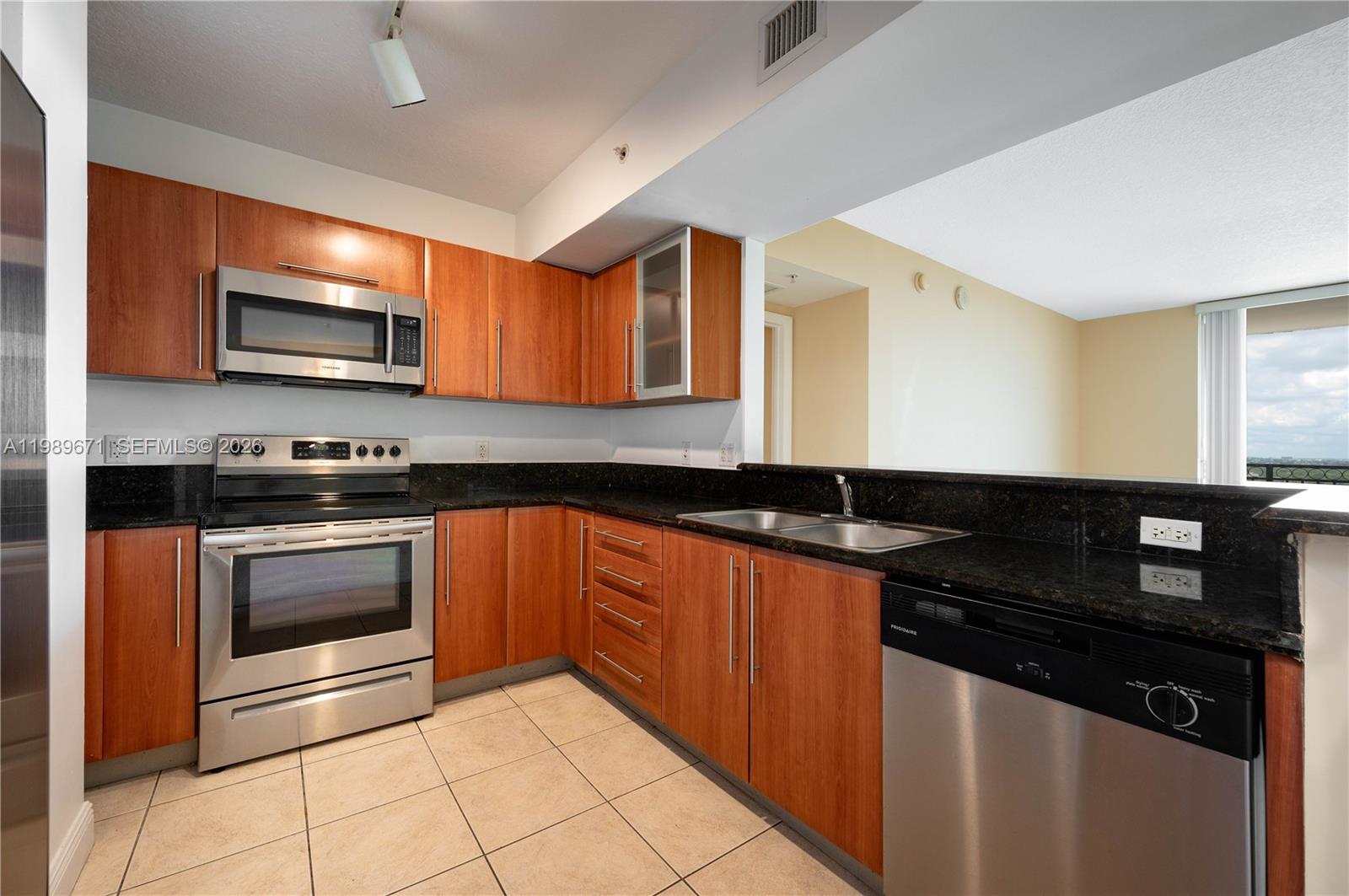 GABLES MARQUIS CONDO - Residential
