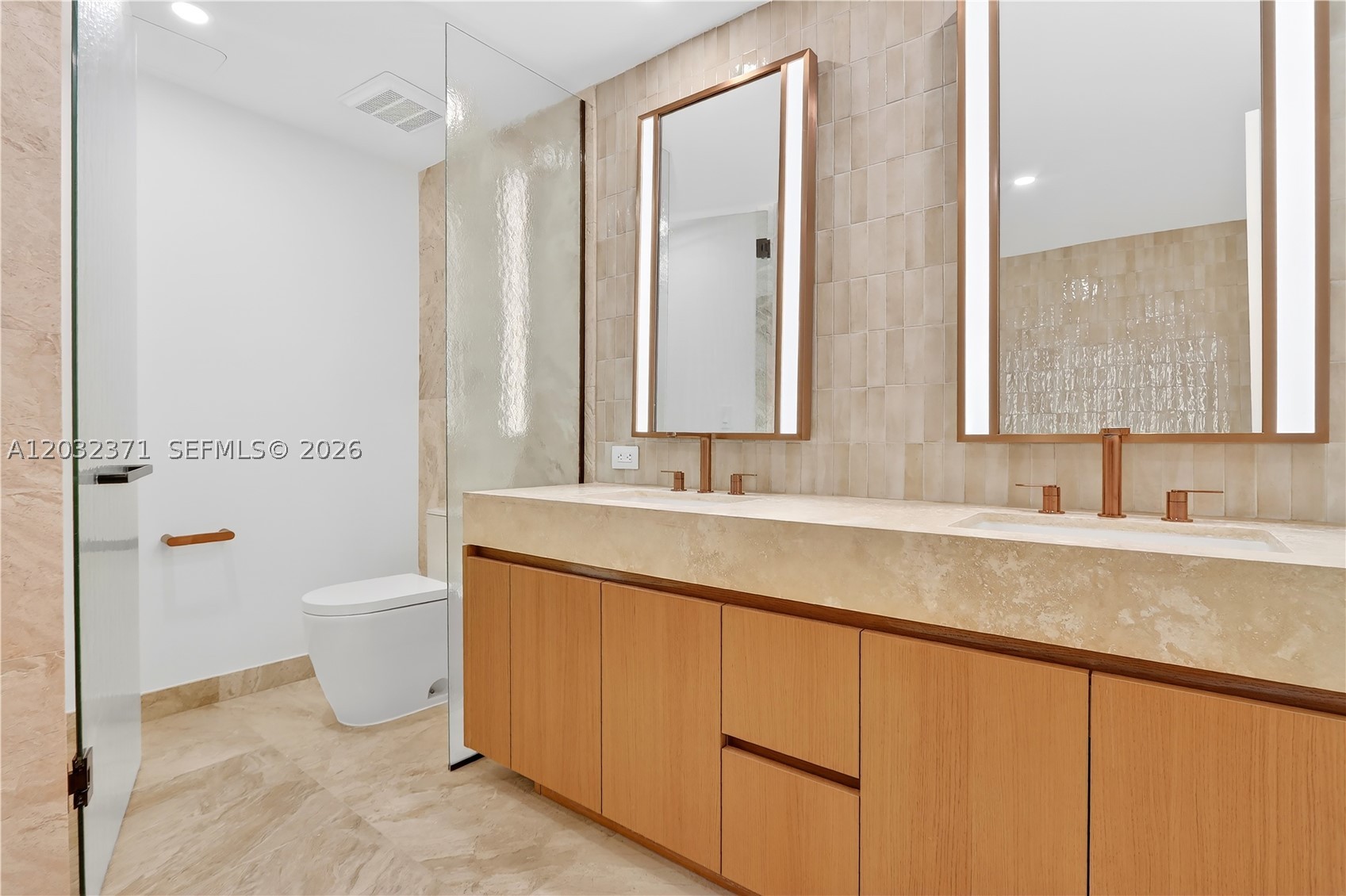 BAY HARBOR ISLAND - Residential