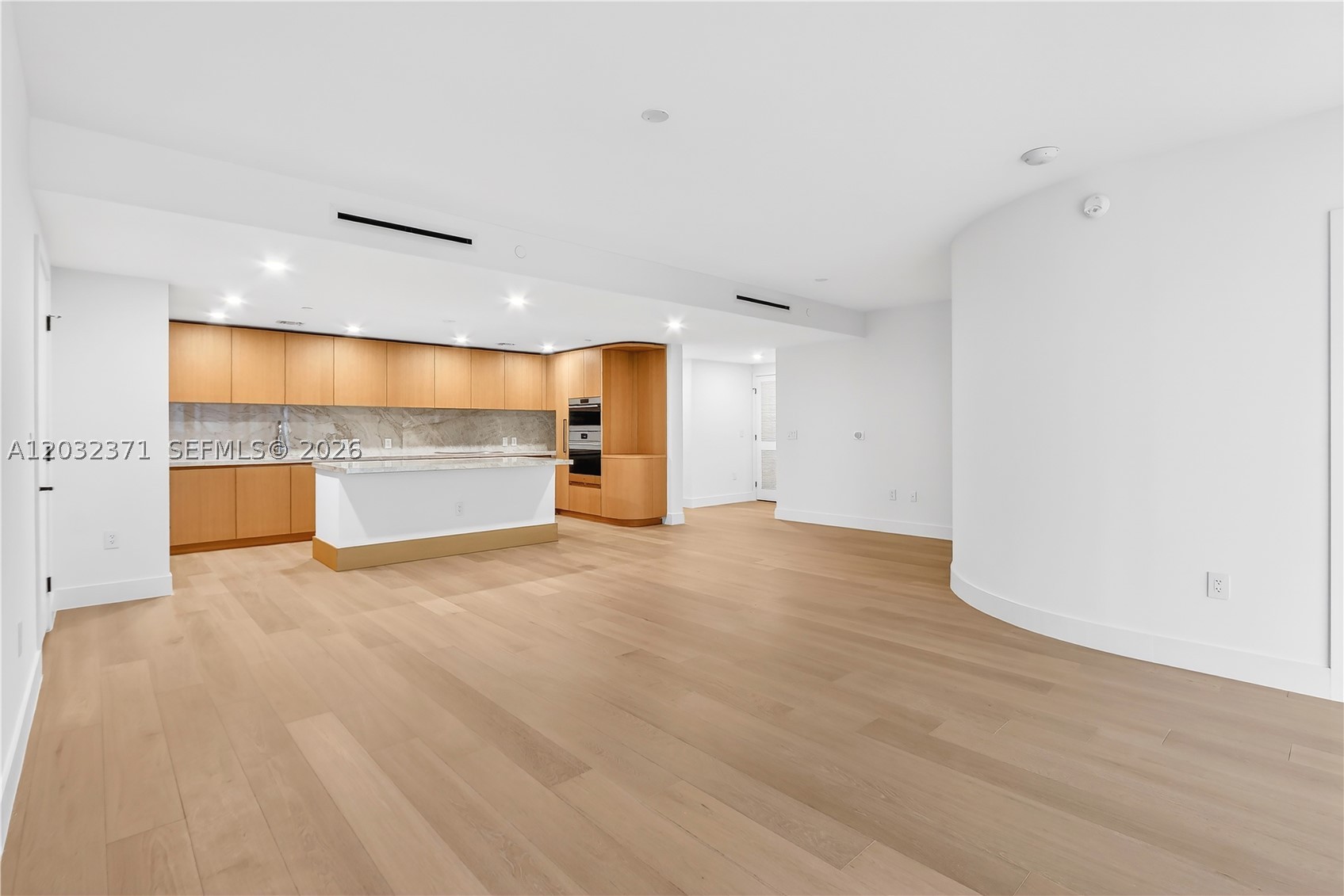 BAY HARBOR ISLAND - Residential
