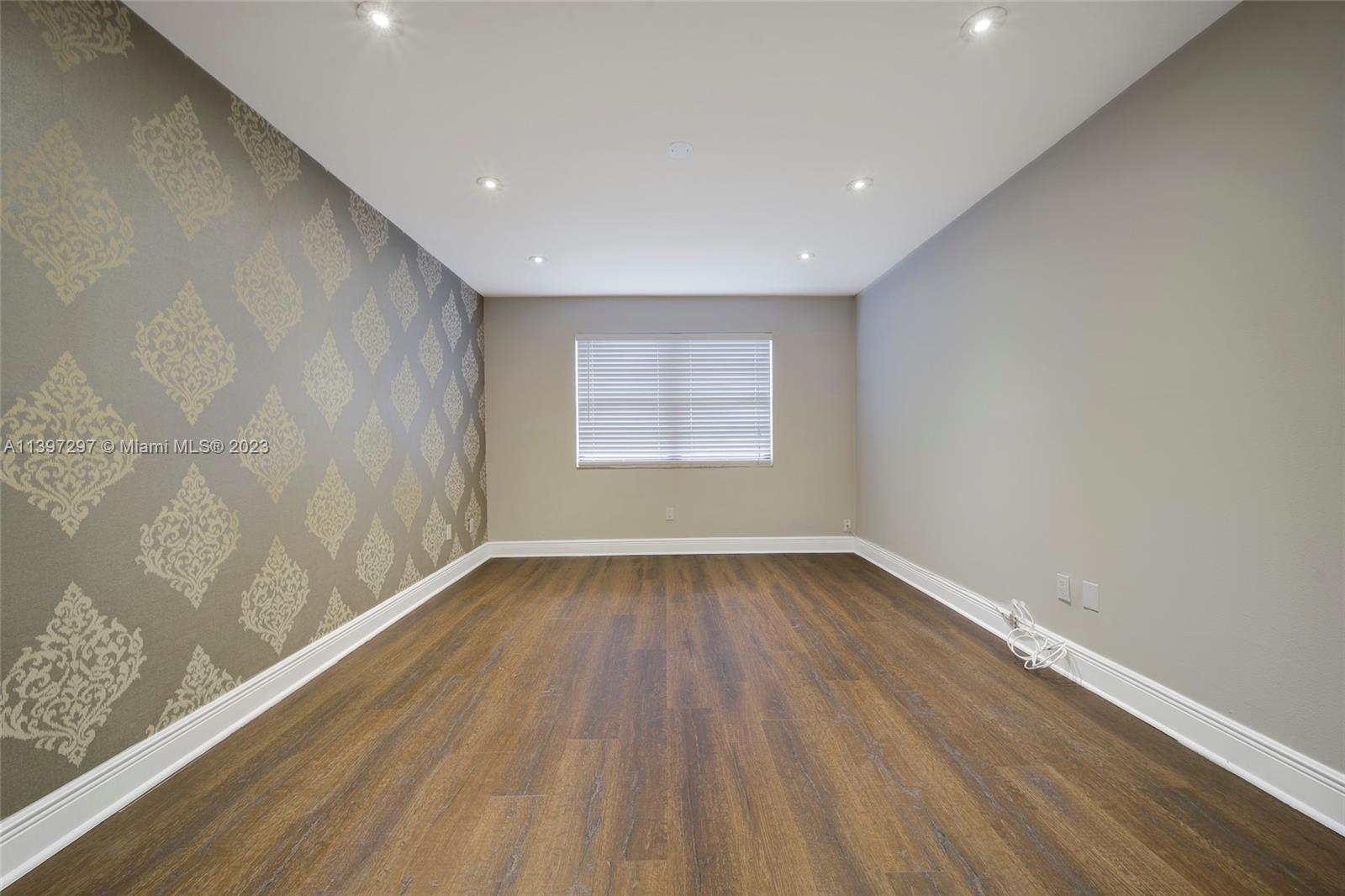 WISPERWOOD VILLAGE CONDO - Residential Lease