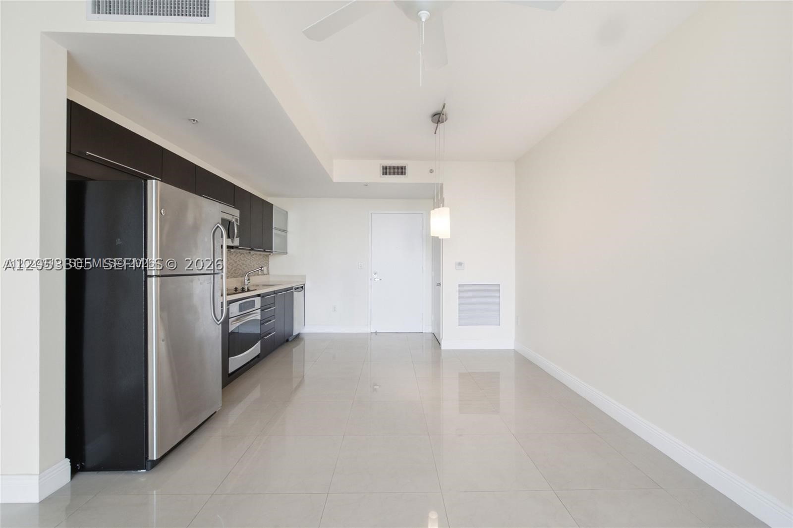 IVY CONDO - Residential