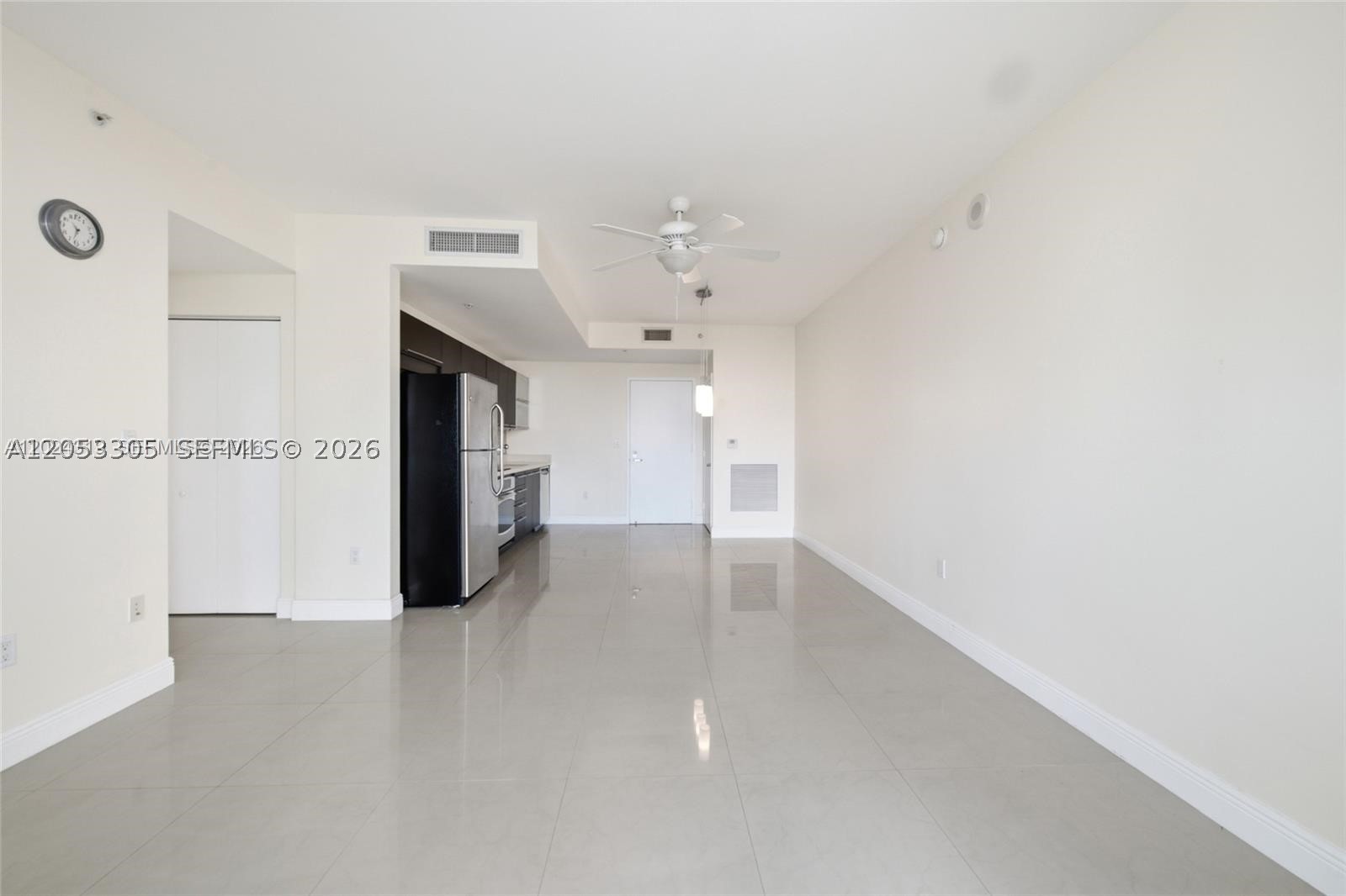IVY CONDO - Residential