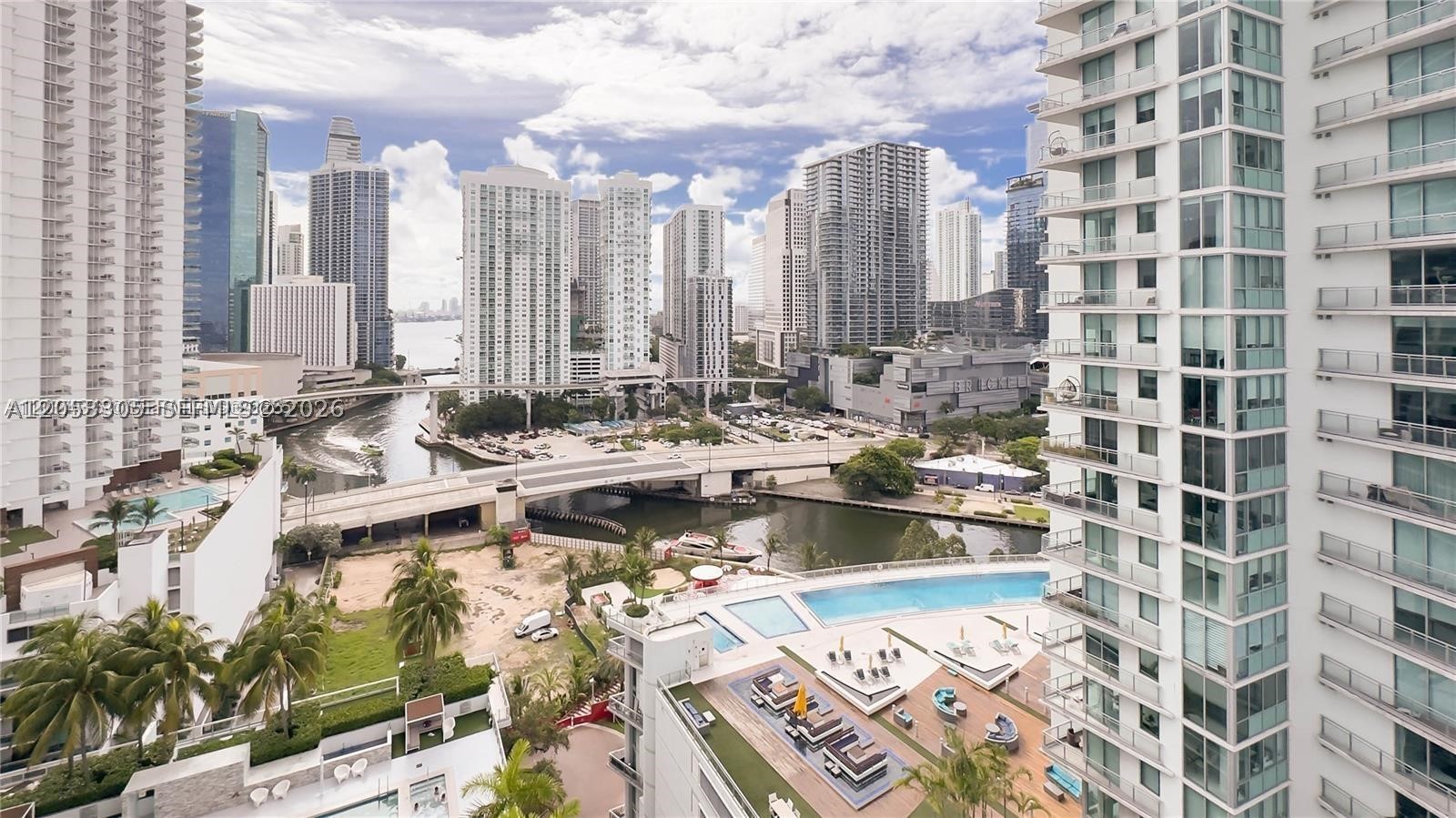 IVY CONDO - Residential