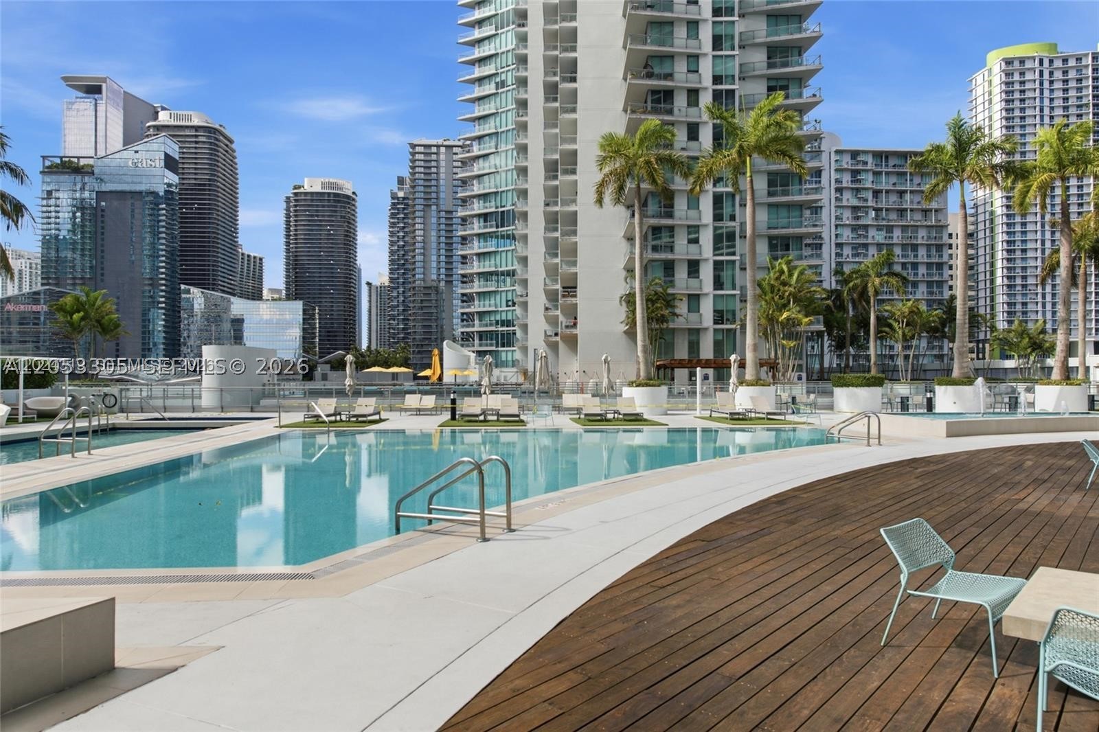 IVY CONDO - Residential