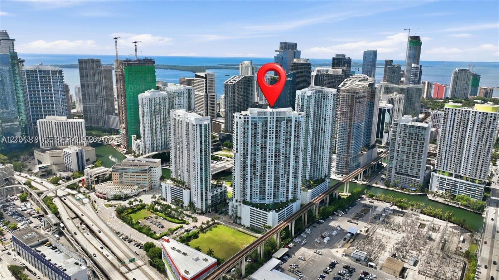IVY CONDO - Residential