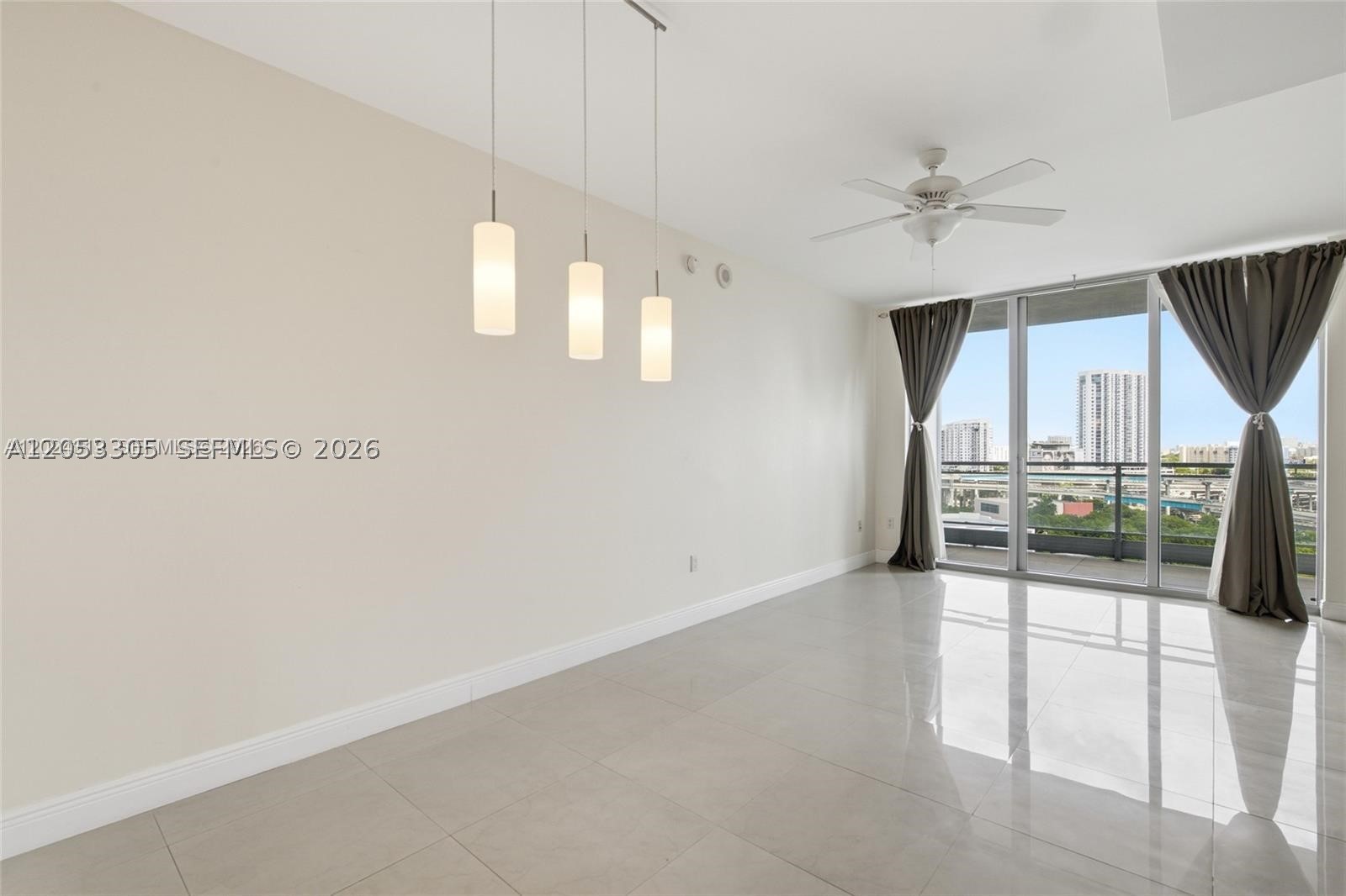 IVY CONDO - Residential