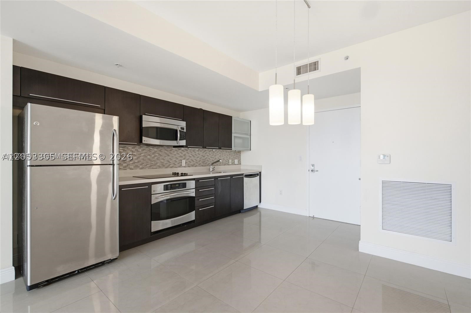 IVY CONDO - Residential