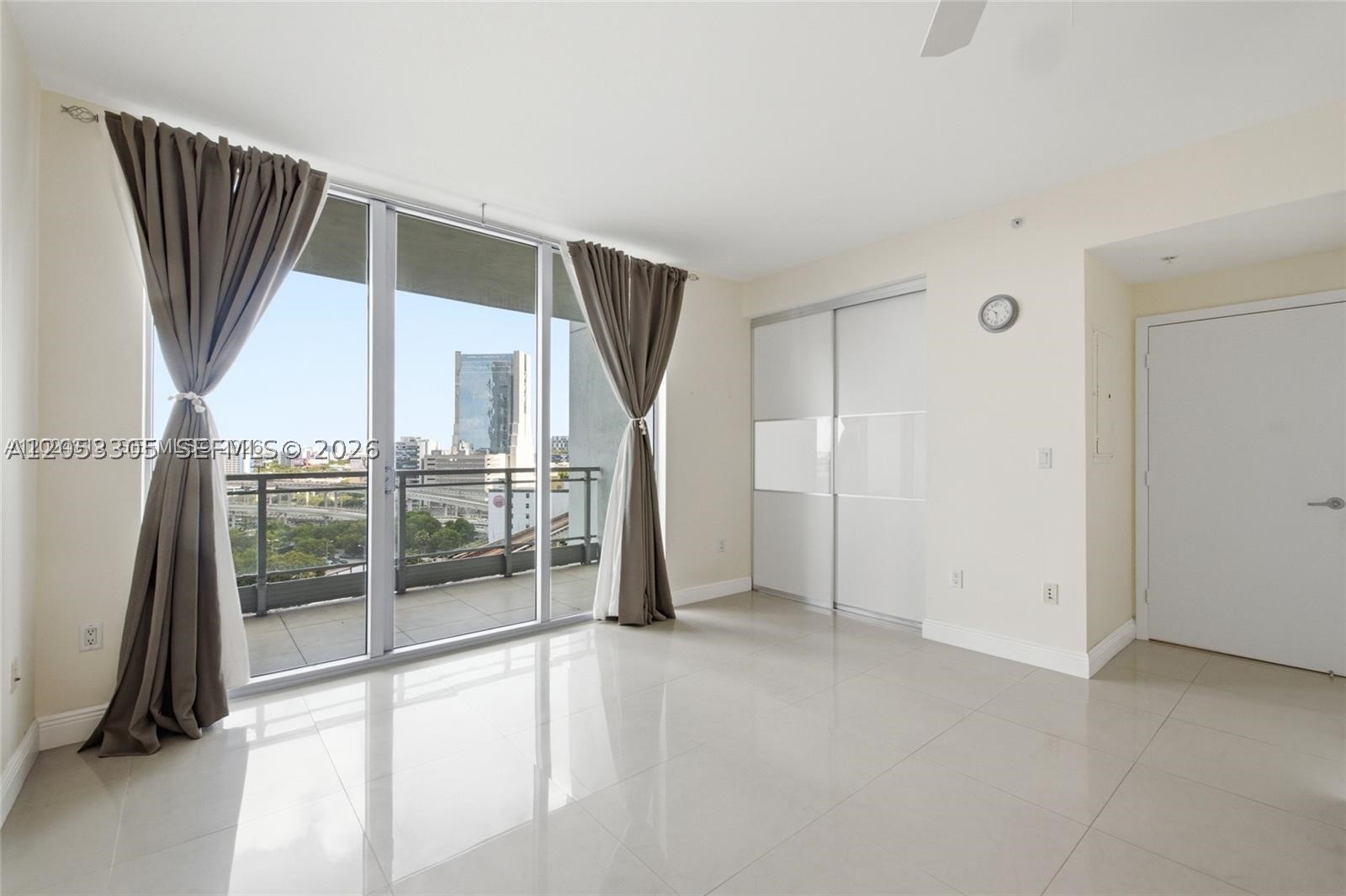 IVY CONDO - Residential