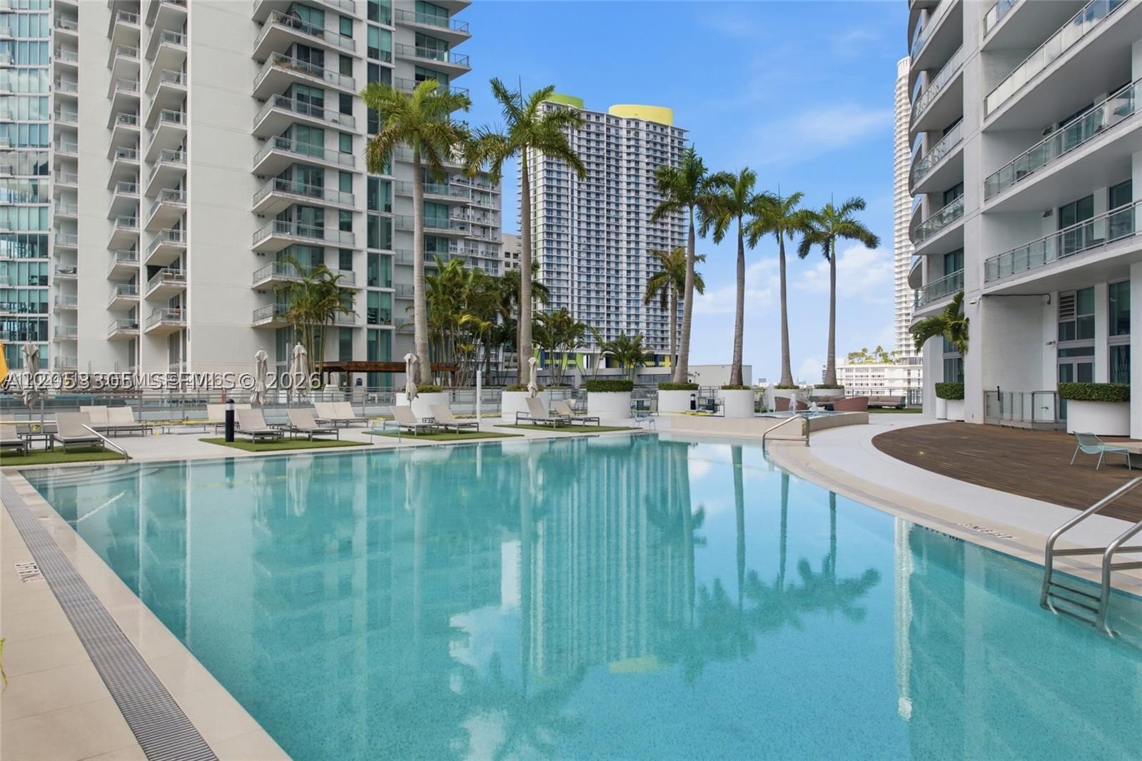 IVY CONDO - Residential