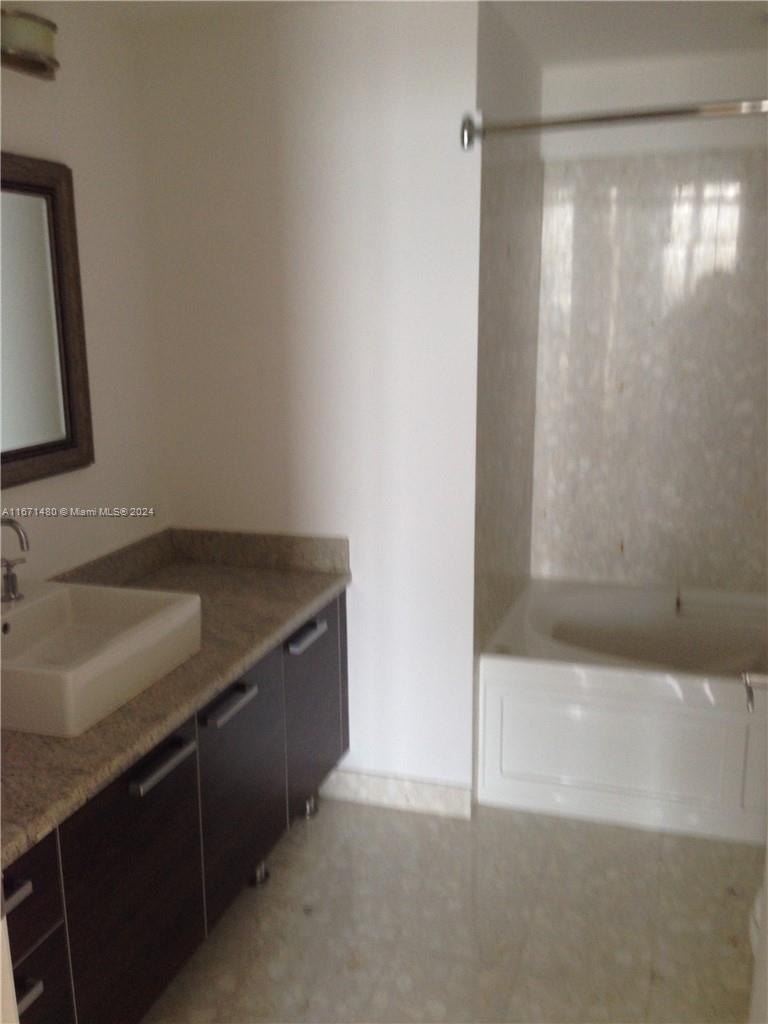 Latitude/River - Residential Lease