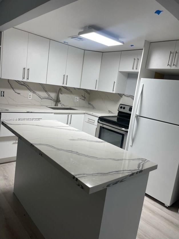 IVANHOE WEST AT CENTURY V - Residential