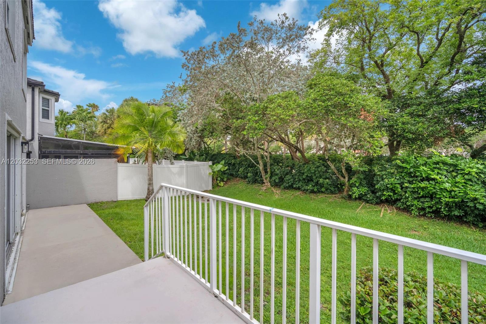 TOWNGATE - Residential Lease
