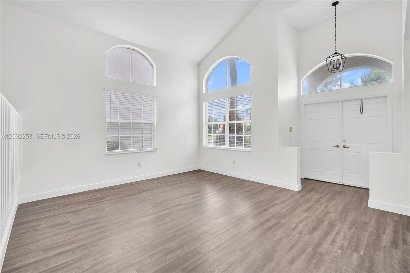 TOWNGATE - Residential Lease