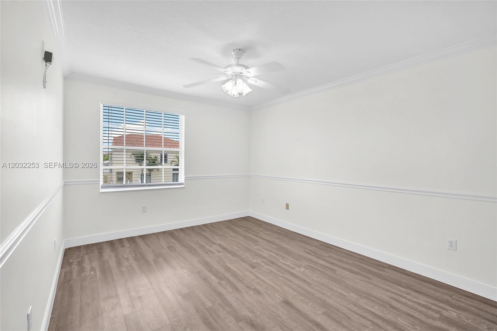 TOWNGATE - Residential Lease