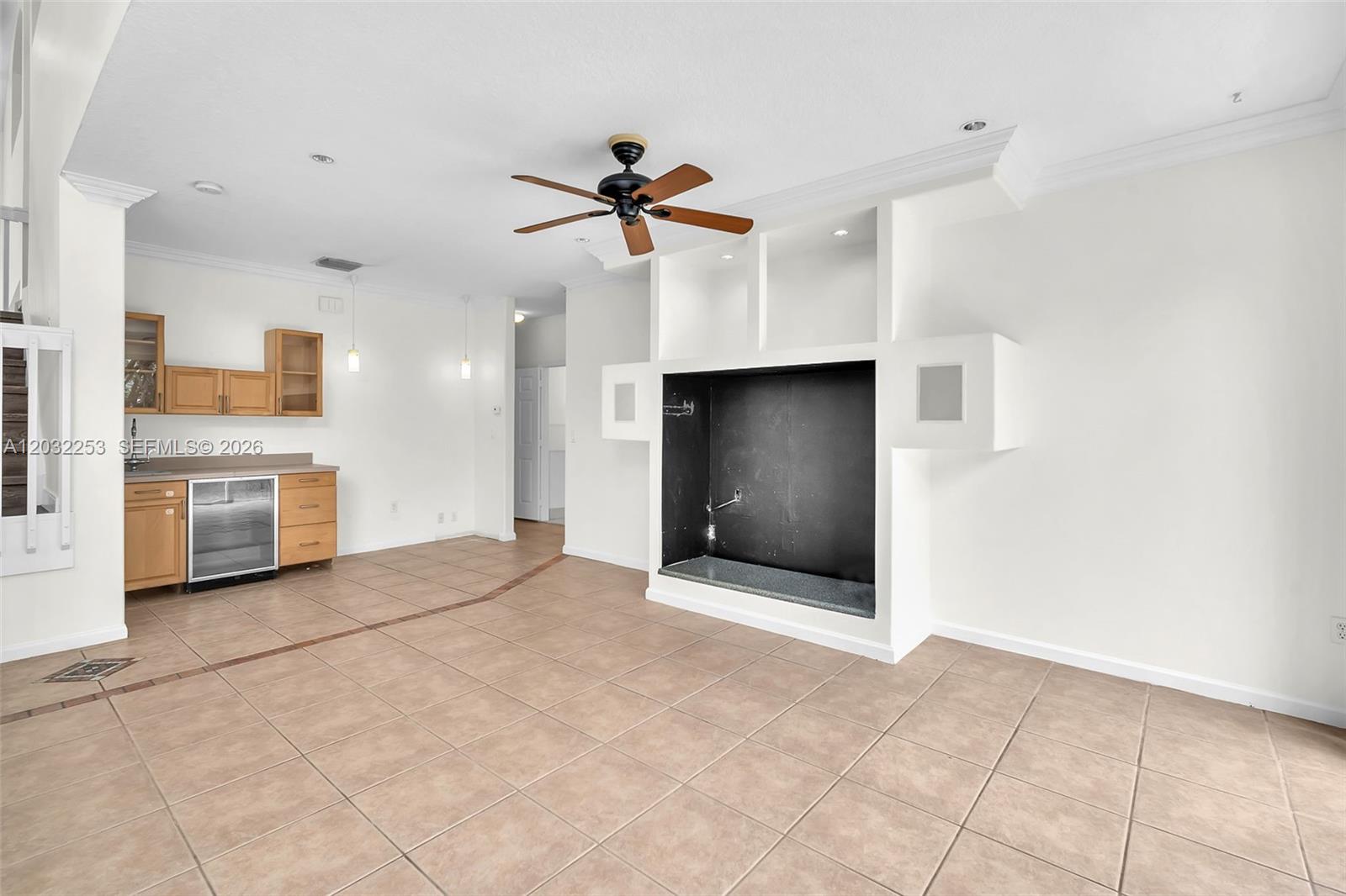 TOWNGATE - Residential Lease