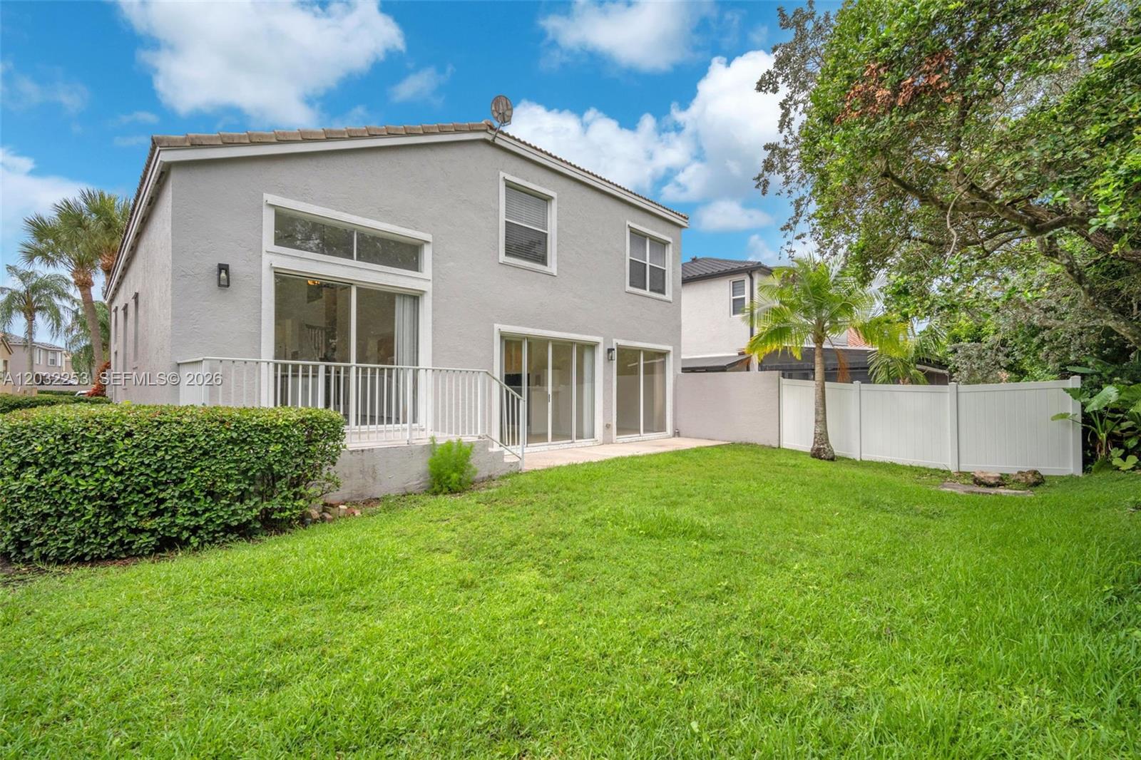 TOWNGATE - Residential Lease