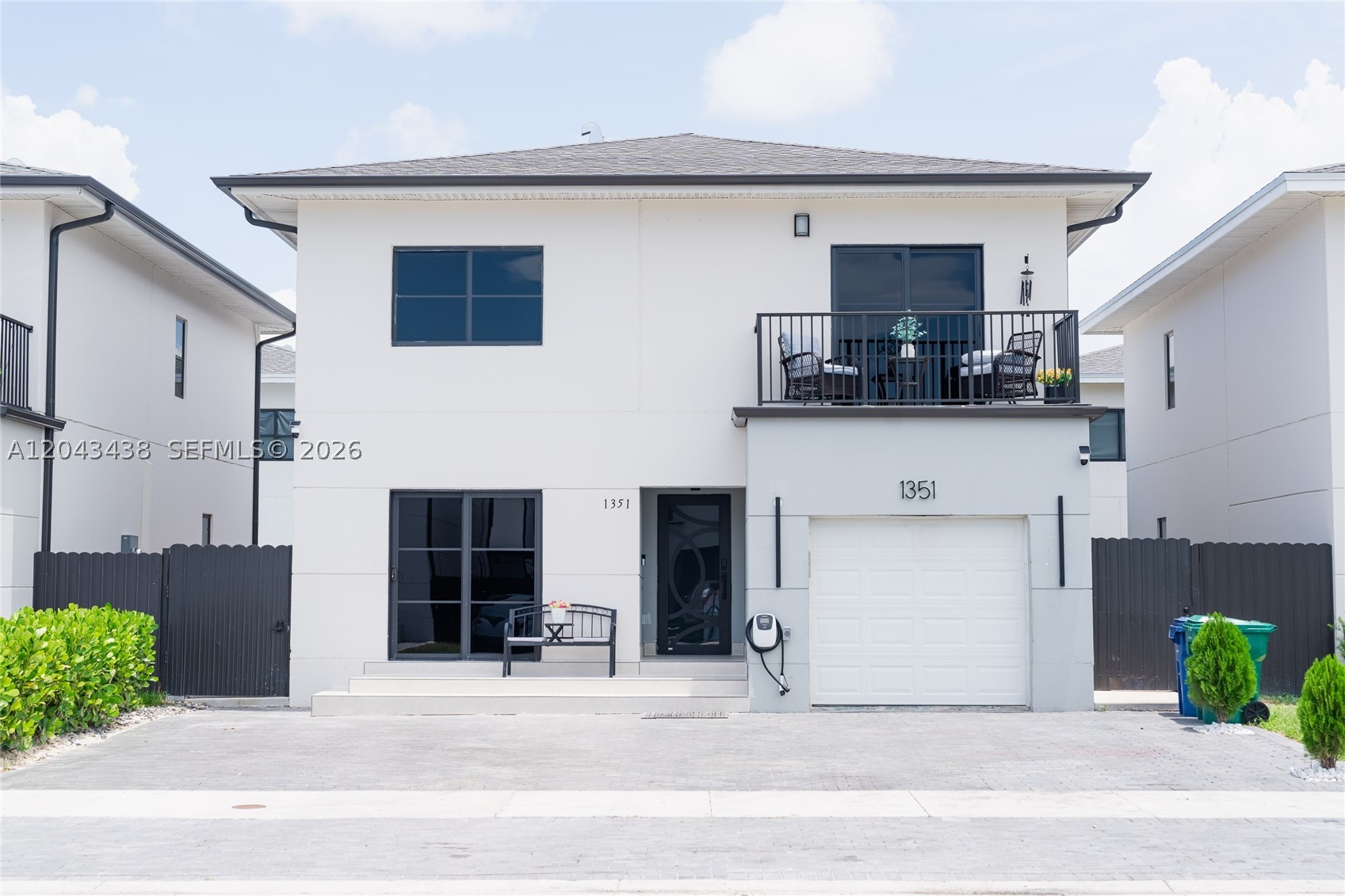 Completely remodeled 5-bedroom, 3-bathroom home built in 2024 by ONX, offering near-new construction quality and move-in ready condition, further enhanced by extensive owner upgrades. The layout features an open design with all stainless steel appliances and includes a 1-story independent bedroom and bathroom setup, ideal for rental income or guest privacy. The outdoor space features a luxury terrace equipped with a wine fridge. Includes a large driveway with ample parking space. Located in a growing area surrounded by new construction developments, with convenient access to major highways, shopping, and dining. All information is deemed reliable and provided to the best of our knowledge but is not guaranteed. Buyers and buyer’s agents are responsible for independently verifying all information, including but not limited to measurements, HOA details, taxes, permits, and property condition.
Key Features Bulleted
Year Built & Upgrades: Built in 2024 (By ONX Homes) with extensive additional owner upgrades throughout.
Condition: Turn-key, move-in ready, near-new construction.
Layout: 5 bedrooms, 3 bathrooms.
Kitchen: Modern layout featuring all stainless steel appliances.
Income Potential: Includes a 1-story independent bedroom and bathroom setup, suitable for rental income or guest privacy.
Outdoor Space: Luxury backyard terrace with a built-in wine fridge.
Parking: Large driveway with ample parking capacity.