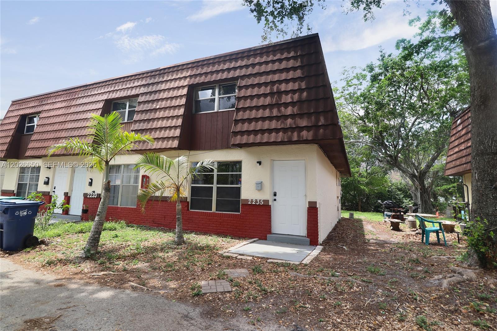 L D C ESTATES - Residential Lease